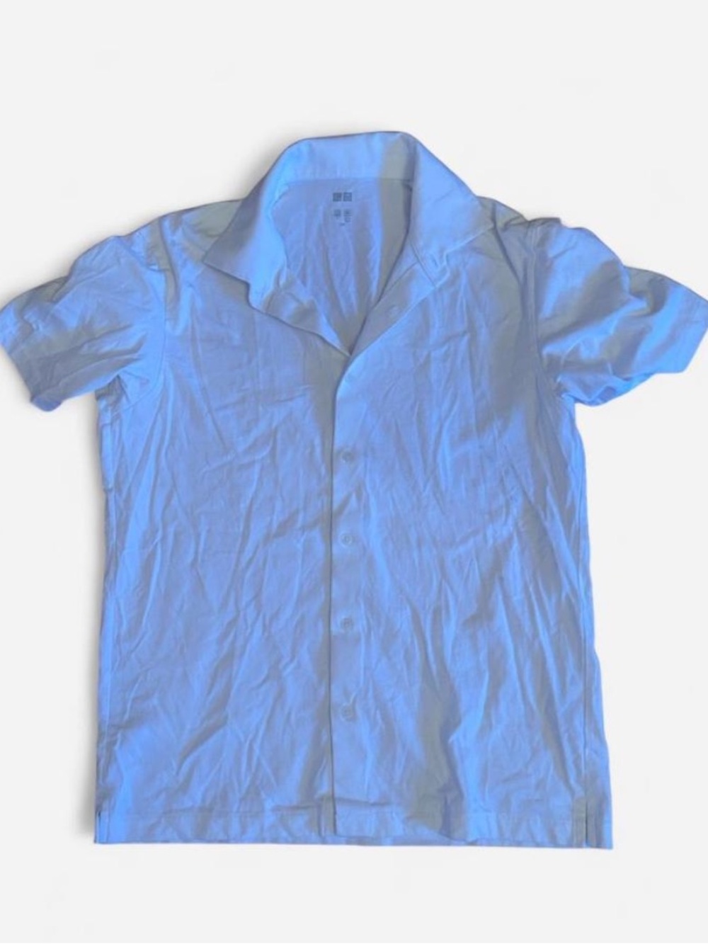 UNIQLO t shirt